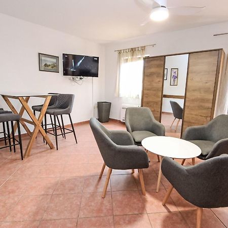 Mirce Holiday Home Gorana - Brc152 By Interhome מראה חיצוני תמונה