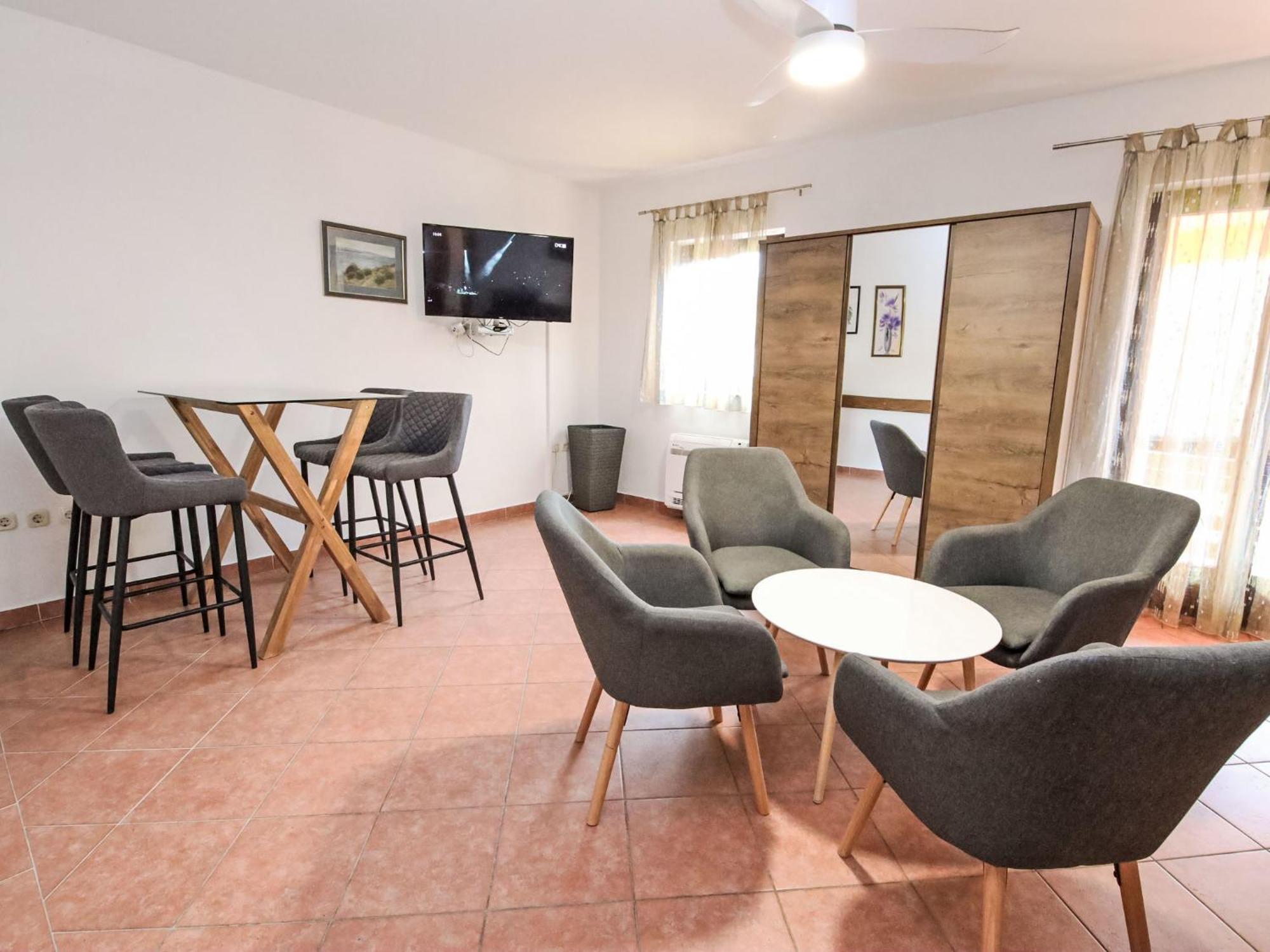 Mirce Holiday Home Gorana - Brc152 By Interhome מראה חיצוני תמונה
