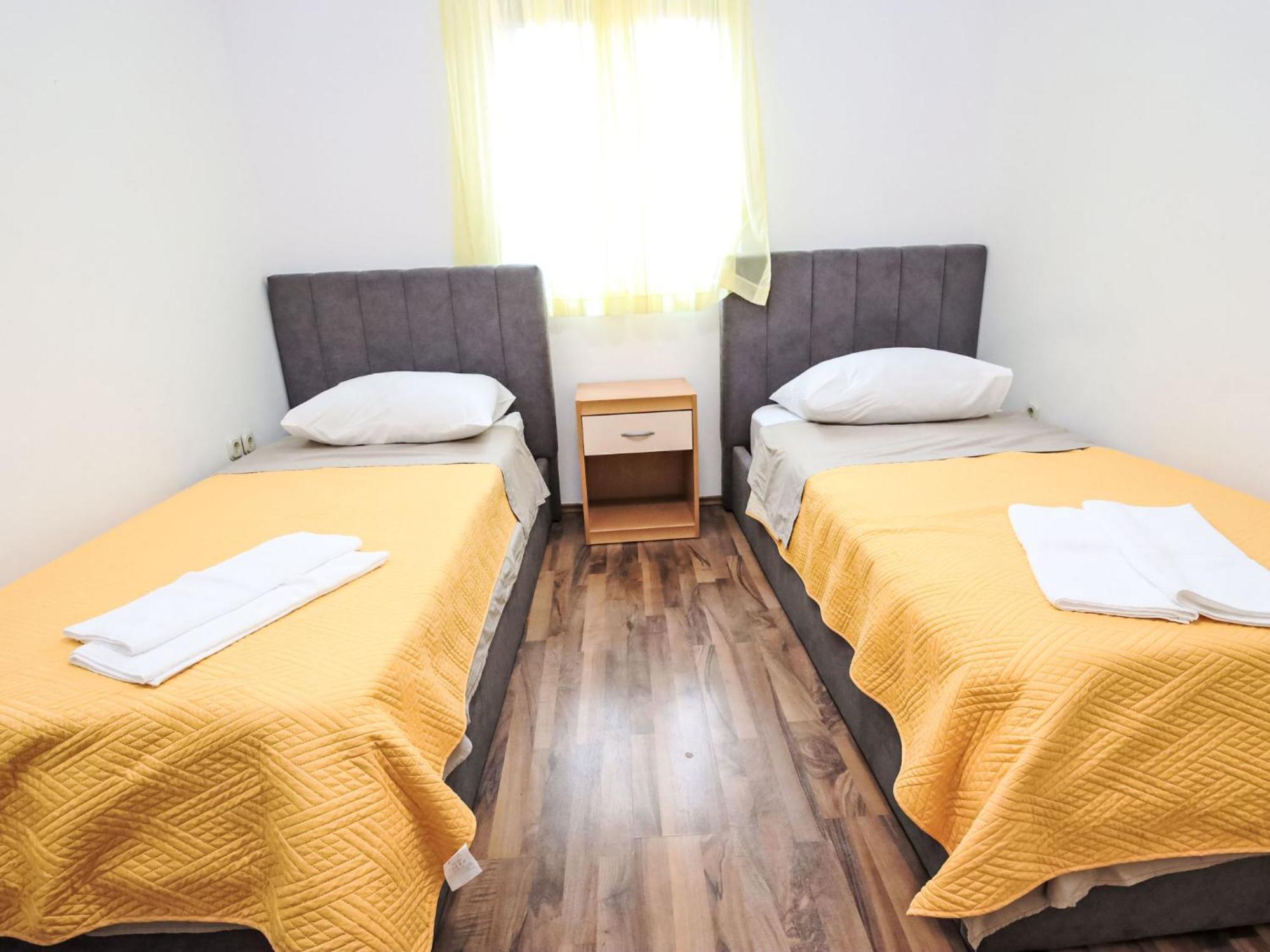 Mirce Holiday Home Gorana - Brc152 By Interhome מראה חיצוני תמונה